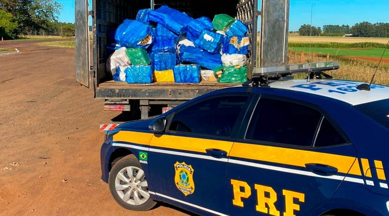 PRF apreende 4,1 T de maconha em Ponta Porã (MS)