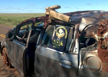 Veículo com maconha capotado às margens da Rodovia é localizado pelo DOF