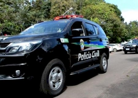 Amigo é preso por matar homem esfaqueado e passar com o carro por cima duas vezes