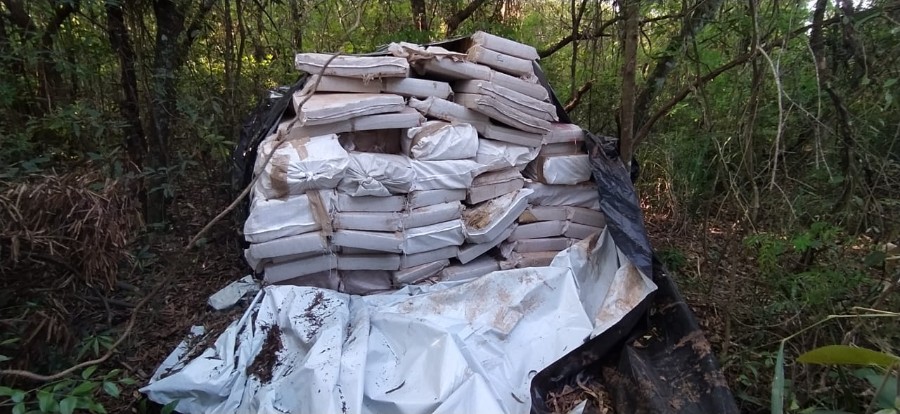 Suspeito é preso pela Polícia Civil com 3.700kg de maconha e arma