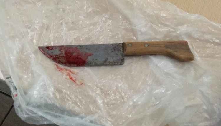Namorada flagra homem apalpando nádegas de outra e acaba esfaqueada em MS