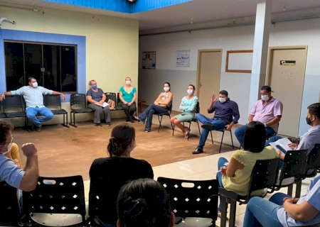 Novo Horizonte do Sul - Guga e Gil, Prefeito e Vice-prefeito respectivamente, e seu secretariado se reuniram com o Comitê Municipal de Enfrentamento e Prevenção à COVID-19