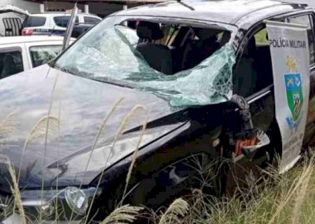 Traficantes fogem após capotamento de caminhonete na MS-395 em Anaurilândia