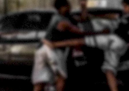 Barraco no motel: marido descobre que mulher está com outro e homens trocam socos e ameaças