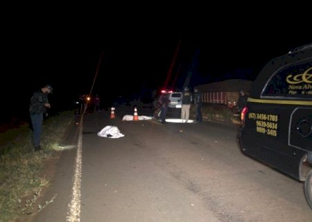 Em Nova Alvorada do Sul, na rodovia MS-145, Colisão entre carreta e moto deixa dois mortos