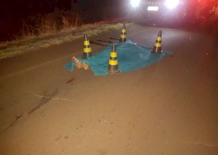 Ciclista morre após ser atropelado por caminhão tanque na MS-276