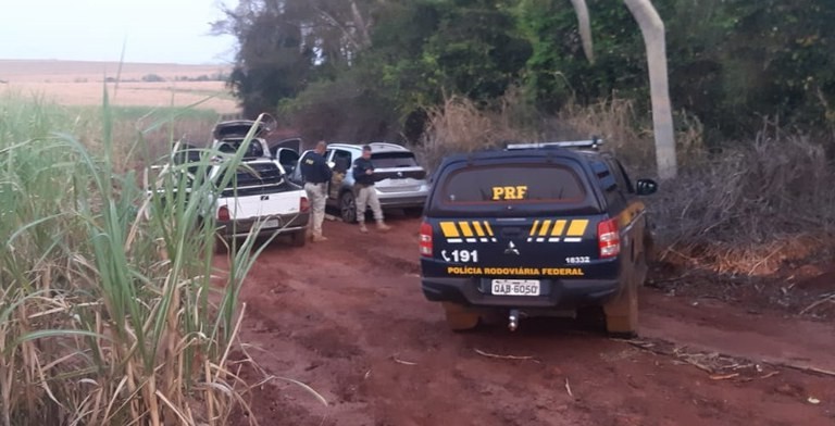 PRF apreende mais de 2 toneladas de maconha em Rio Brilhante