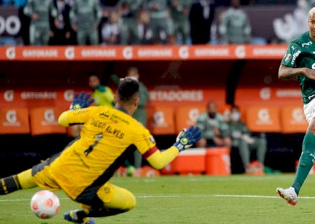 Deyverson marca na prorrogação e garante tri do Palmeiras contra Fla