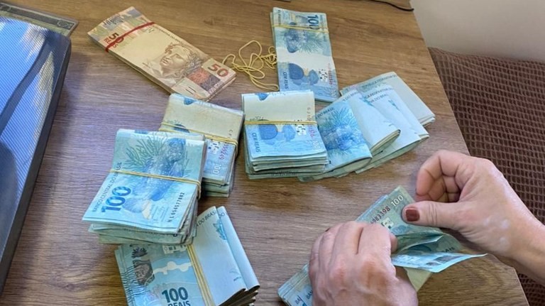 PF cumpre 37 mandados no MS  e mais dois Estados e a apreensão de 122 bens de grupo dedicado ao tráfico internacional de drogas