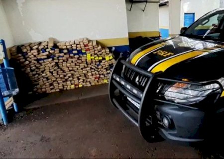 PRF e PMR apreendem 453 Kg de maconha em Batayporã