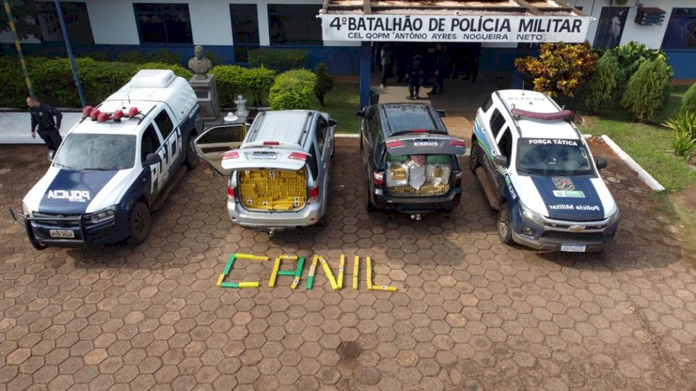 Ponta Porã- Polícia Militar apreende mais de 3 toneladas de maconha avaliadas em mais de 4 milhões de reais.