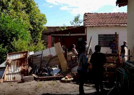 Após desaparecimento, mulher é encontrada morta e ensanguentada embaixo de colchão em MS
