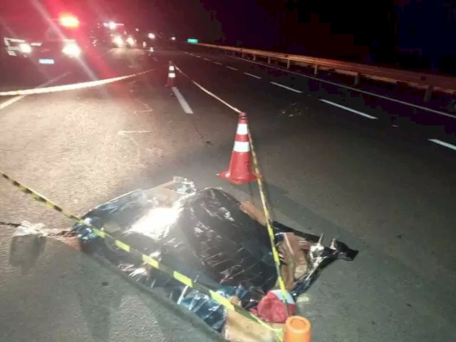 Andarilho morre atropelado por carreta na BR-163.