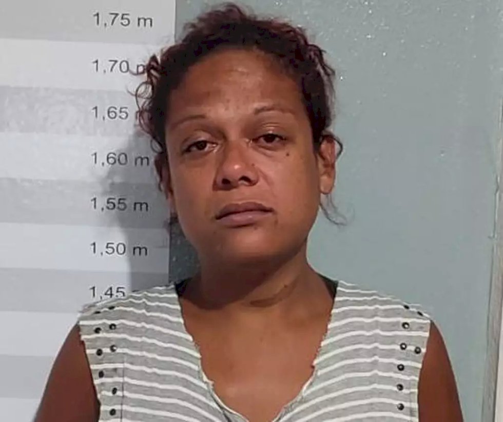 Idoso foi morto com garrafada no pescoço por não pagar programa .