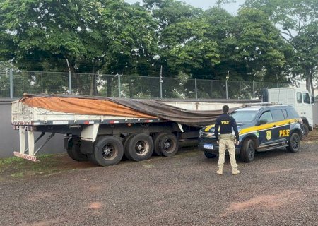 PRF apreende 454 Kg de cloridrato de cocaína.