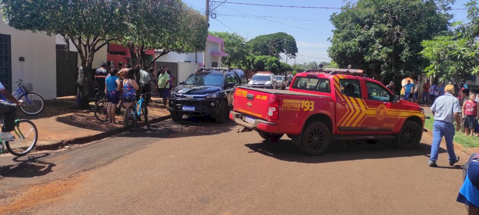 Homem mata esposa e comete suicídio.