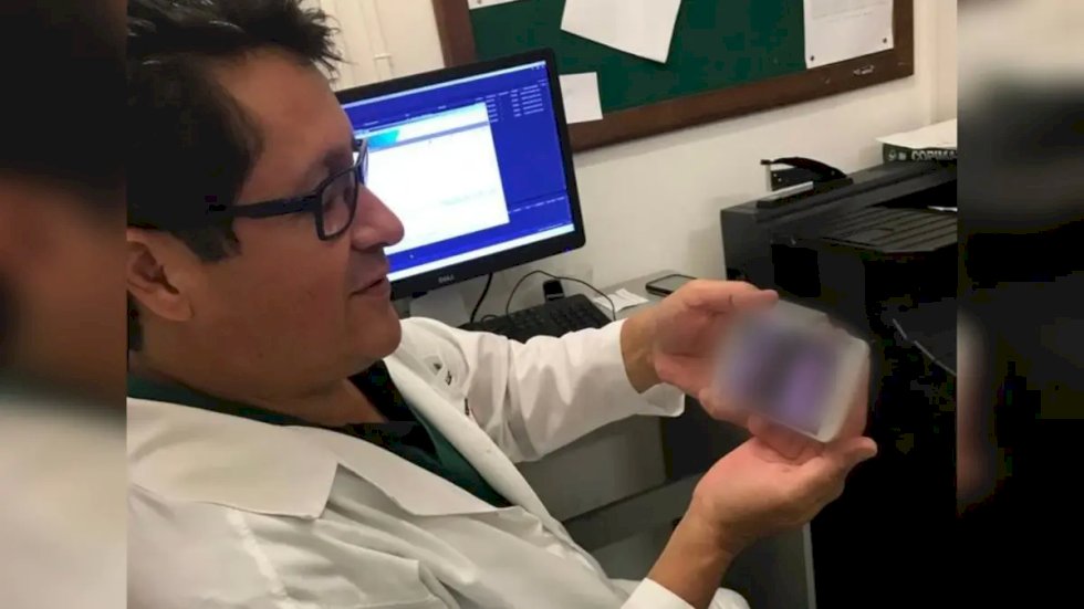 Navirai - Vereador é flagrado vendo suposto vídeo erótico durante plantão em hospital.