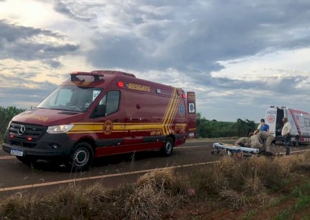 Mulheres ficam feridas após sofrerem queda de moto na MS-473 entre Nova Andradina e Taquarussu