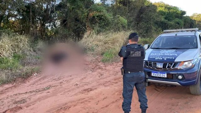 Polícia encontra corpos de homem e de mulher carbonizados em cidade de MS