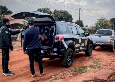 Polícia Civil elucida caso de feminicídio ocorrido em Naviraí e prende o autor, com apoio da Polícia Civil do Paraná.