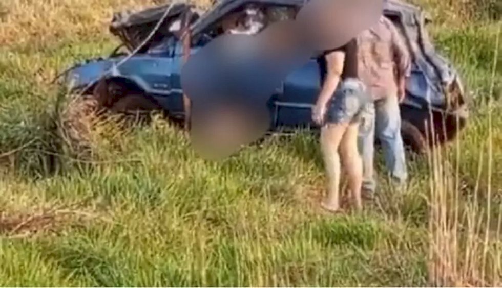 Motorista bate em poste e morre ao fugir de barreira policial na MS-164 .
