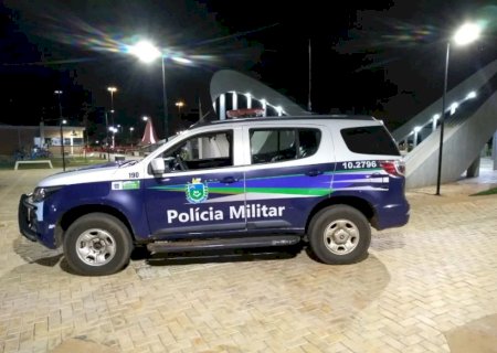 NOVA ANDRADINA: Policia Militar conduz casal até a Delpol após brigarem por causa de senha de celular