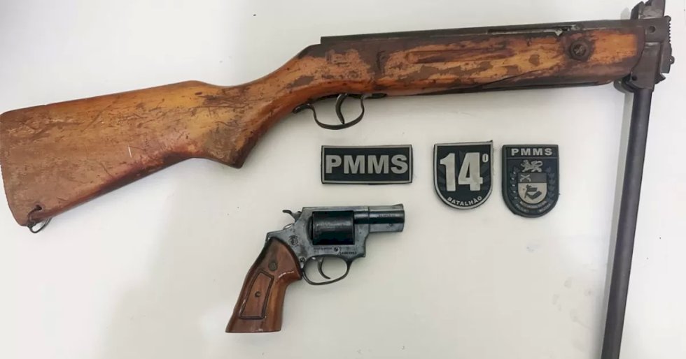 Dono de barbearia é detido por posse irregular de armas em Fátima do Sul