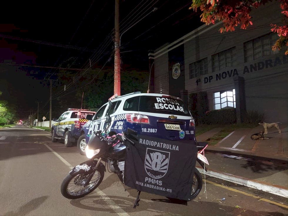 Polícia Militar prende jovem por conduzir motocicleta embriagado e praticar direção perigosa em Nova Andradina