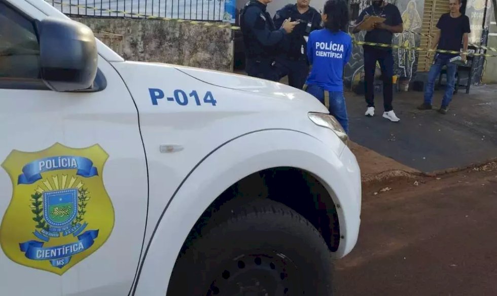 Homem invade casa da irmã e mata cunhado a golpes de foice