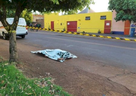 Homem foi morto a facadas após retornar a prostíbulo para buscar cartão