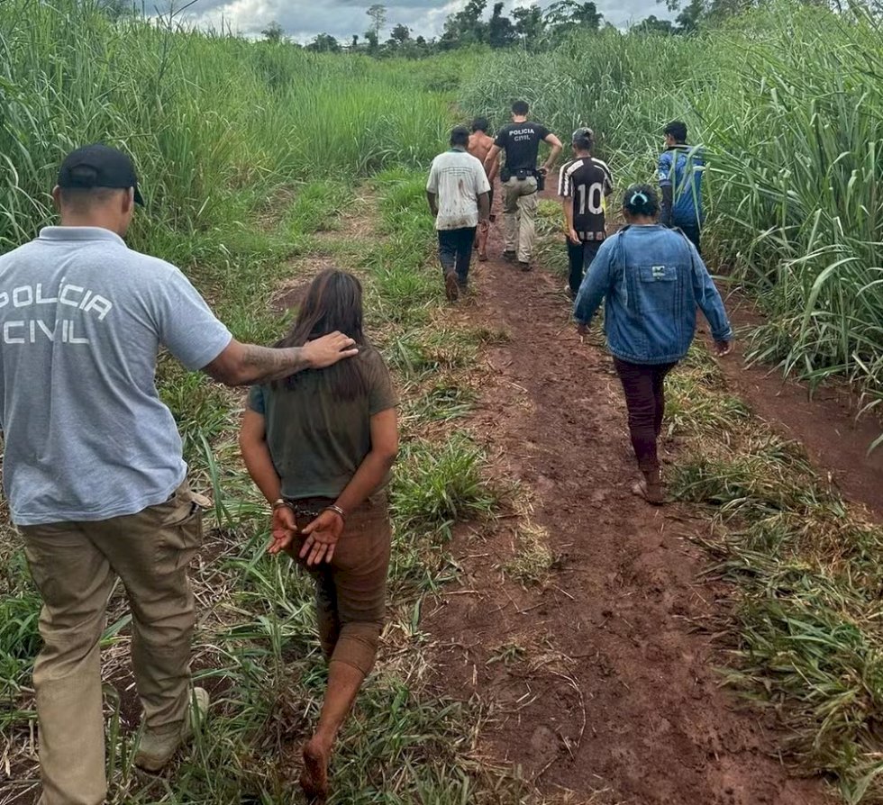 Mulher ajuda ex a decapitar e ocultar corpo de atual namorado em córrego de aldeia de MS