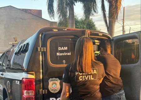 Após cerco policial, autor de feminicídio se apresenta à Polícia Civil em Naviraí