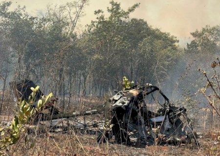 Avião cai mata duas pessoas em cidade do MS