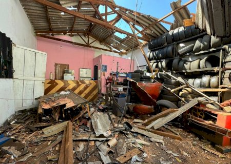 Compressor explode, danifica borracharia e deixa criança com ferimentos leves, em Nova Andradina