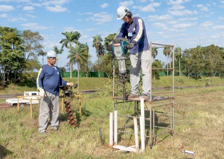 Itaipu instala mais de 1.400 marcos para mapear a elevação de terrenos na Bacia do Paraná