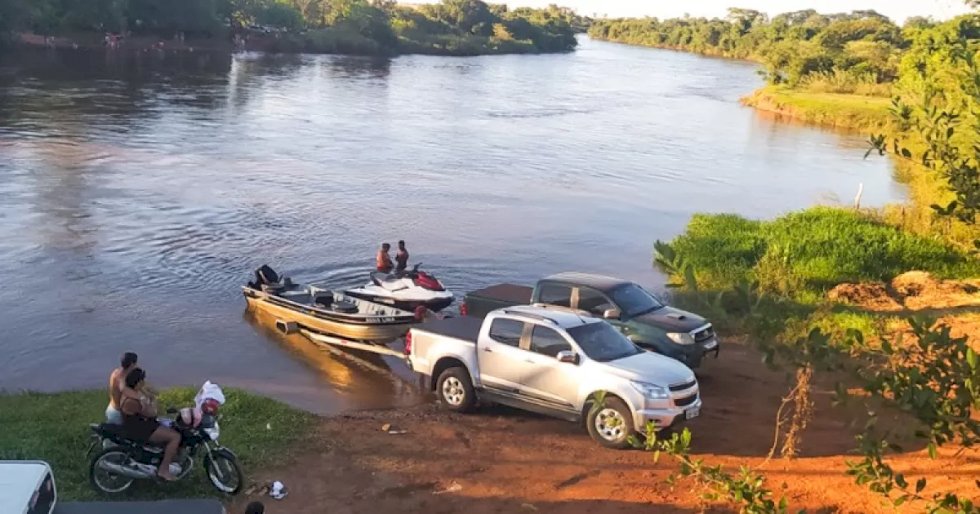 Homem desaparece ao salvar criança de afogamento no Rio Dourados, em Fátima do Sul