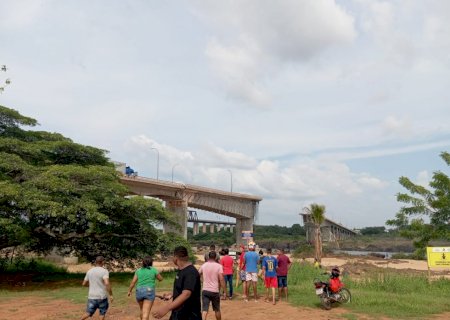 Ponte que liga Tocantins ao Maranhão cede e uma mulher morre