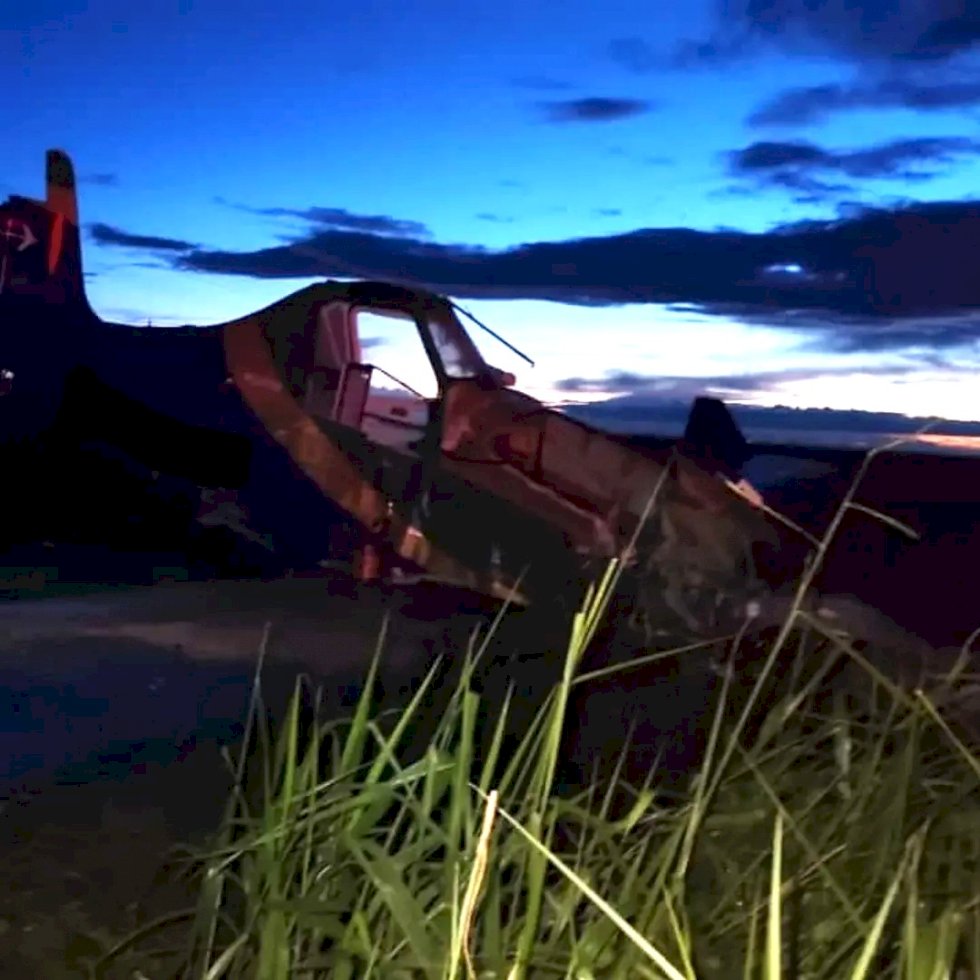 Avião agrícola com piloto do MS, cai após colidir em fiação elétrica no Oeste da Bahia