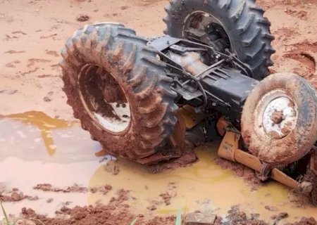 Homem morre em acidente com trator em fazenda no Pantanal