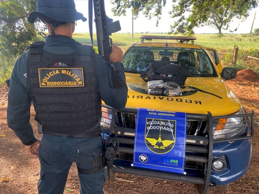 Durante abordagem a ônibus em Anaurilândia, PMR realiza apreensão de haxixe