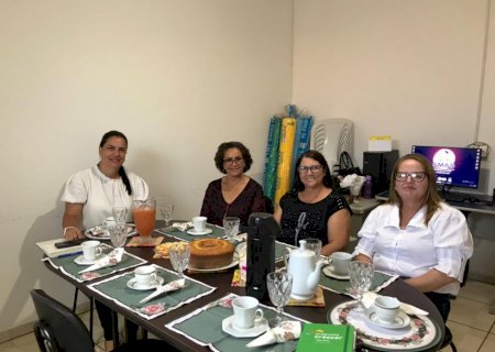 Associação de mulheres Assentadas discute apoio da Assistência Social em projetos que visam atender atender as mulheres e suas famílias