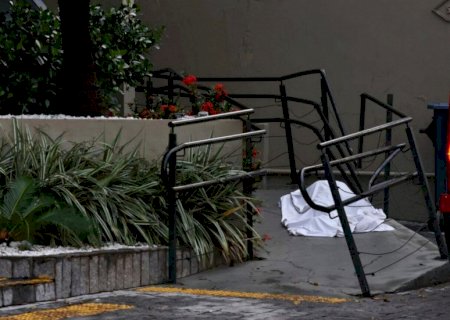 Mulher cai de 12º andar de hotel na região central e morre em Campo Grande