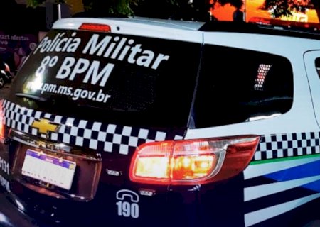 Nova Andradina - Polícia Militar conduz homem à delegacia por embriaguez