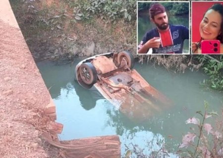 Família morre após carro cair em rio em zona rural