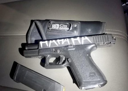 Polícia Militar prende jovem por porte ilegal de arma de fogo