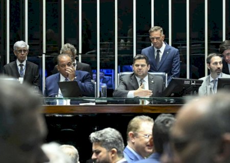 Senado aprova redução da pena de condenados pelo 8/1 e trama golpista
