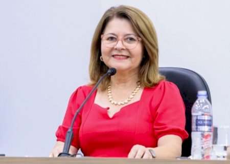Ivonete Mendonça apresenta Moção Honrosa de Reconhecimento