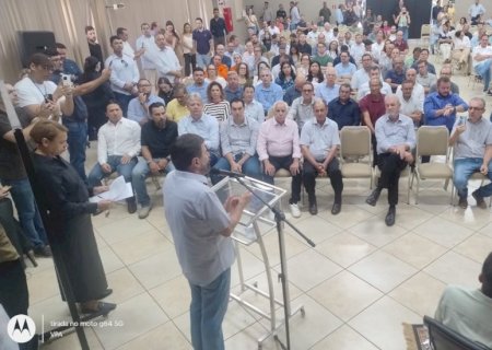Programa Regularize Já é destaque em reunião com governador Eduardo Riedel na ACED em Dourados