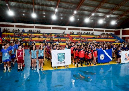 Abertura dos jogos escolares em Ivinhema foi um sucesso