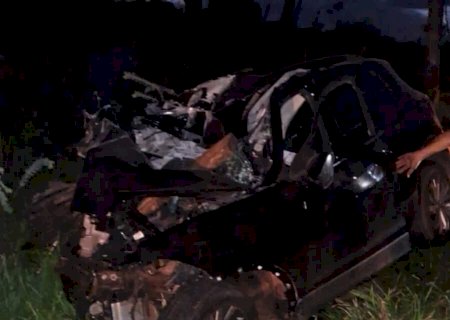 Mulher morre após colisão traseira carro e carreta bitrem na MS-475
